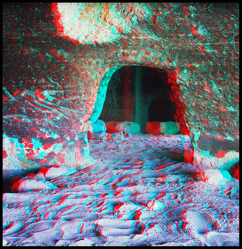 Best viewed with anaglyph 3d glasses