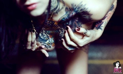 Girls unlimited&#160;: Girls with tattoos