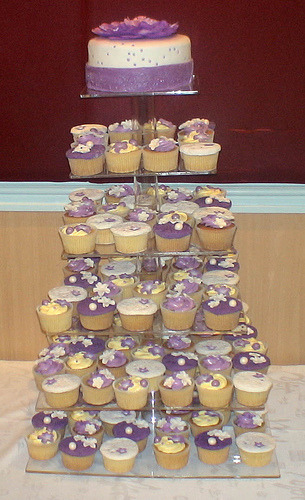 Purple Wedding cake and cupcake set