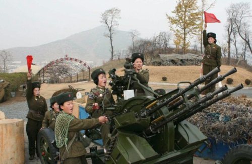 north korean women army. (North) Korean army.