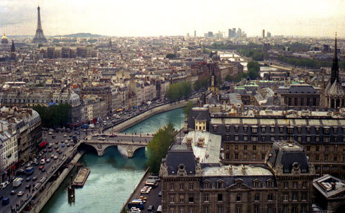 Day 20 - A picture of where you want to honeymoon Paris