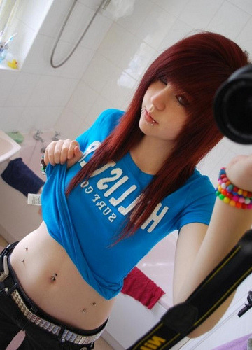 hip piercings pictures. I want hip piercings super bad