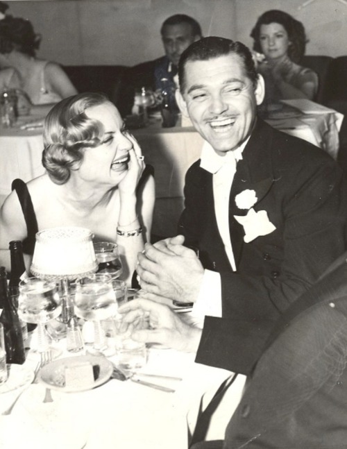 carolefreakinglombard Carole Lombard and Clark Gable How awesome is this
