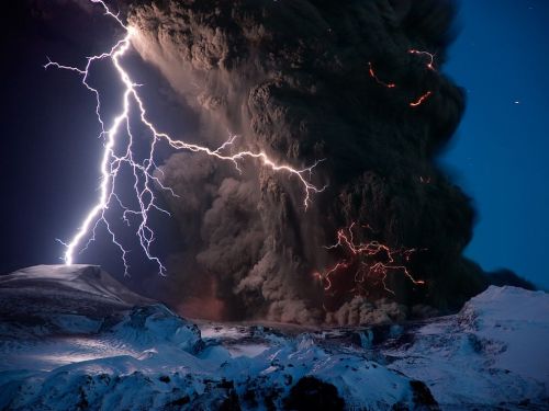 iceland volcano lightning pictures. Volcano, Iceland Lightning