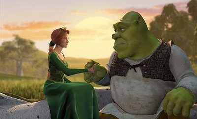 iamalwaysso:

Sabe porque Shrek é o melhor conto de fadas? Porque Shrek ensina que ninguém precisa ser perfeito para ter um final feliz.
