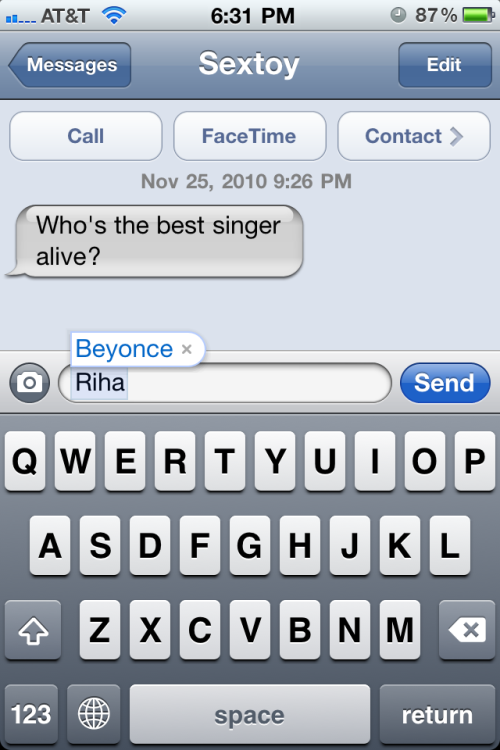 fuckyeahqueenbeyonce:  And this is NOT photoshopped at all, Apple is too shady lol. 