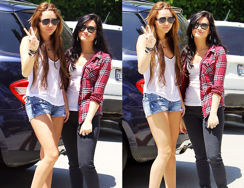 favorite demi photos in 2010 / in no order / out with miley cyrus in toluca lake, ca