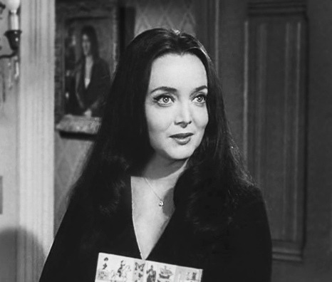 I just LOVE morticia and