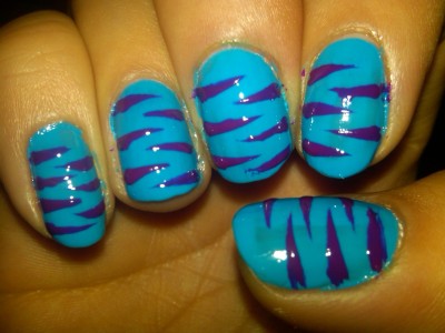 pics of zebra print nails. Loving my new Zebra Print