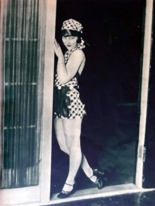 Cecille Evans, Mack Sennett Bathing Beauty, was the first in movie business to insure her legs - for $100,000