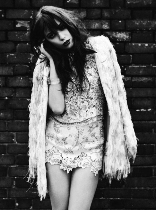 Black And White Daisy Photography. Daisy Lowe for Jalouse