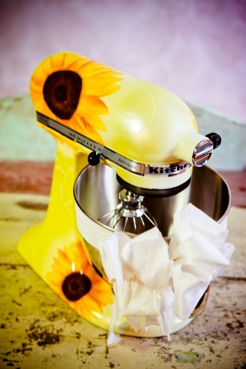 Just when I thought all I wanted was a KitchenAid, I discovered custom design, painted KitchenAids. Some day&#8230;