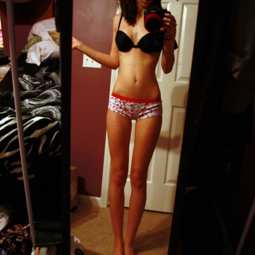 1 year ago thinspo thin thinspiration submission