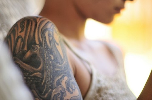 keith urban tattoo chest