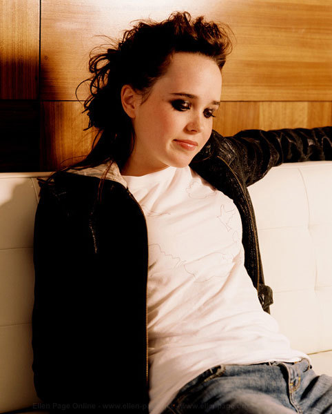 fuckyeahhotactress Ellen Page She is so hot tho 