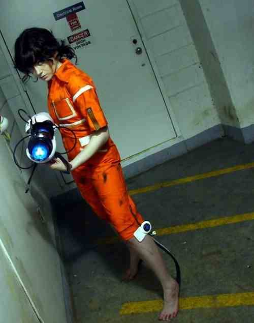 portal 2 chell cosplay. #Portal 2 #Chell #Cosplay