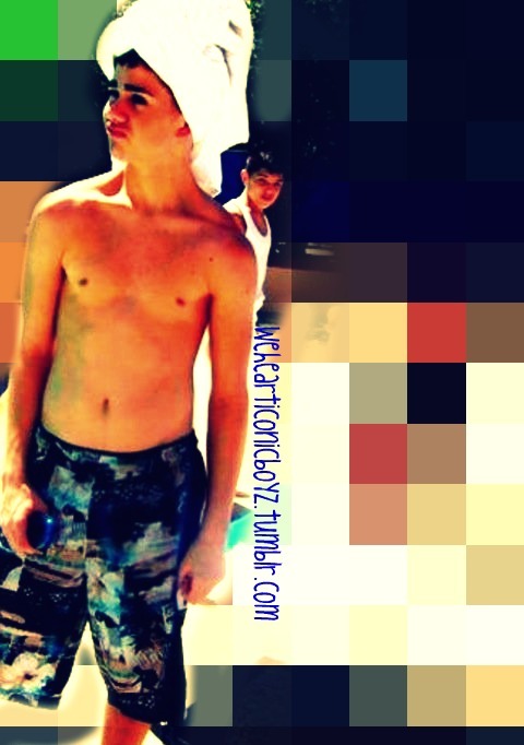 mike from iconic boyz abs. pictures iconic boyz abdc 2011. iconic abdc iconic boyz abs. iconic boyz