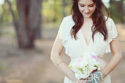perfect look for a bohemian or hippie wedding