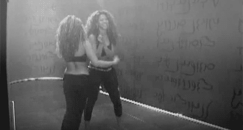 beynation:

Shakira & Beyonce <3