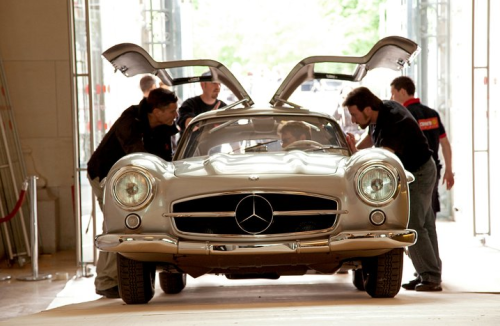  8220The Ralph Lauren Collection 1955 Mercedes 300 SL Gullwing Coupe gets