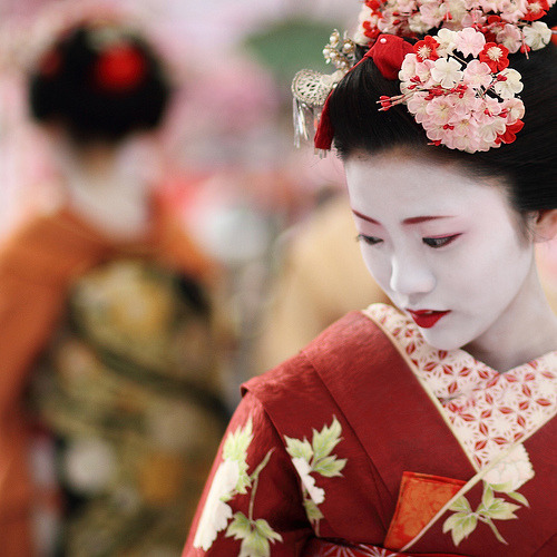 I wish I could be your geisha pleasing all your wishes 8230 lunarlunatic