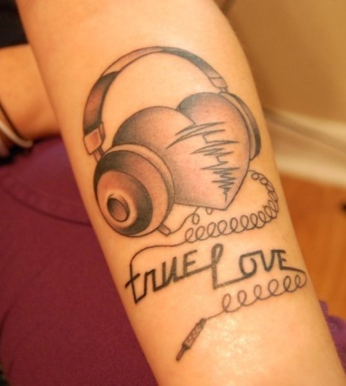 two words of text can be incorporated beautifully into a tattooworthy