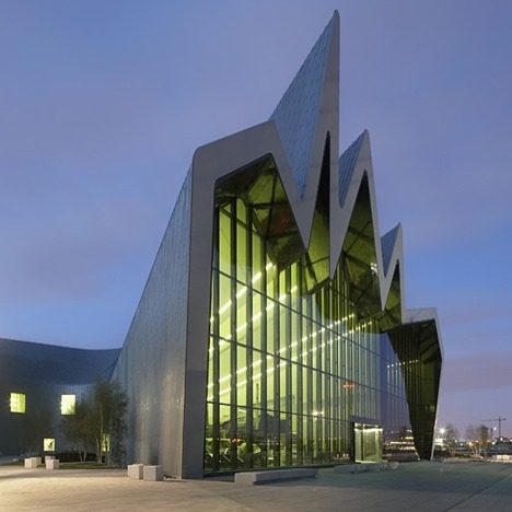 cabbagerose:

Riverside Museum, Glasgow by Zaha Hadid Architects
via: bluevericalstudio
