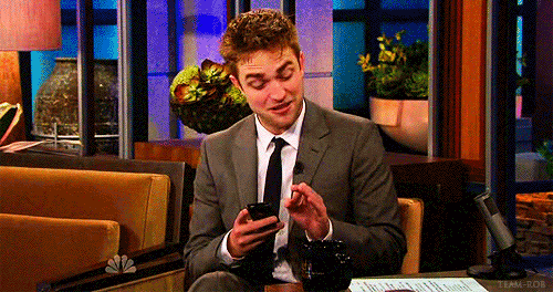 team-rob:</p> <p>30 Days of Robert Pattinson  |  Day 27:  Favorite Rob Moment</p> <p> Rob reading an email from his father on Jay Leno: I hope this doesn’t embarrass him. But my dad loves  sending me these emails, which I love getting.  And I got one of them the  other day. I’m sorry to do this. But I thought it was so sweet. And he  always phrases these emails like, in a very formal way. He said: Dear Rob,  I’ve been thinking about gestures. And a good one in my opinion is to kiss a  ladys’s hand.  It’s very romantic and refined. Offer a hand ostensibly to  shake and then kiss. I impressed your mother that way.</p> <p>dear rob <3333