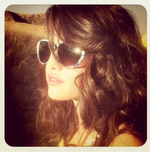 Selena in &#8220;Hit The Lights&#8221; music video shoot! :D