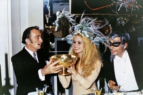 hhhhhhhhhhhelen:

Salvador Dali and Brigitte Bardot
