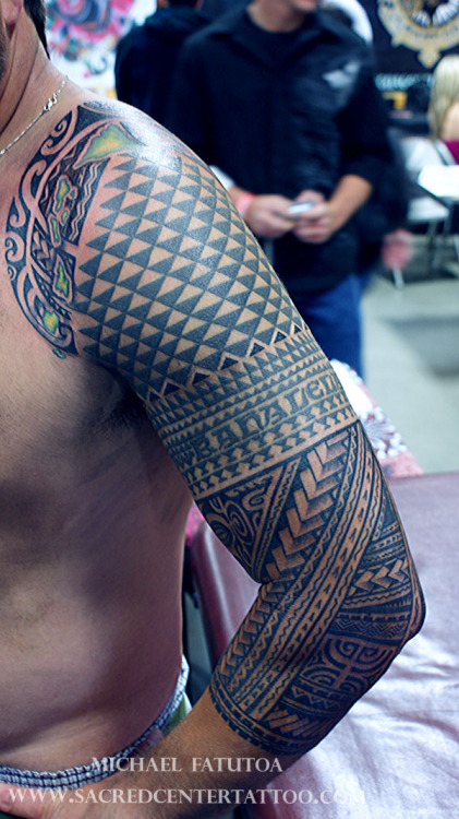 Leg tattoos by Samoan Mike