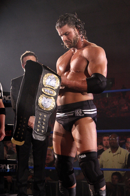 TNA Turning Point 2011: анонс и предсказалка