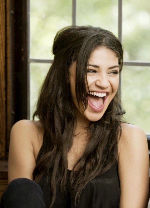 In love with Jessica Szohr