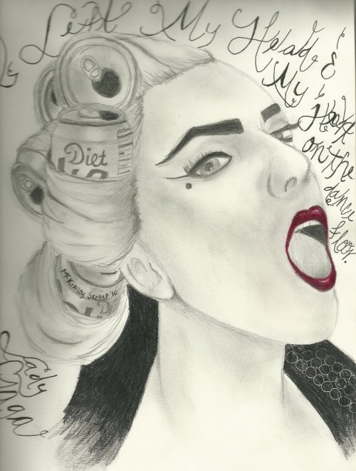 video Lady Gaga drawing I