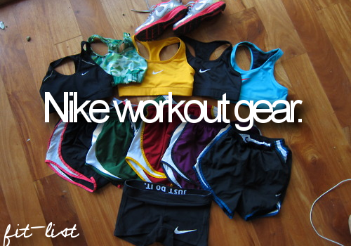Things I Love:
3) Nike workout gear.
