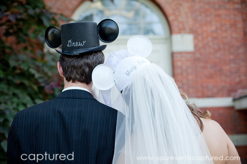 Embroidered Disney wedding hats A Mickey Mouse top hat for the Disney groom