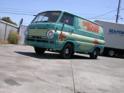 Scooby-Doo Mystery Machine-Themed Van For Sale in California