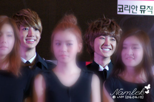 [120306] Youngmin and Jeongmin at the Press Conference in Korean Music Wave
Credit: @namlek