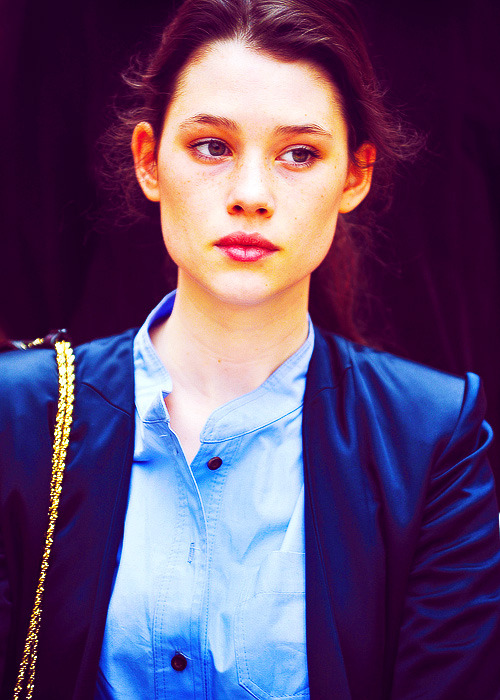 tagged pics events Astrid BergesFrisbey Astrid Berges Frisbey