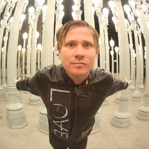 Apr 10th 2012 108 notes Tags tom delonge this is his profile picture 