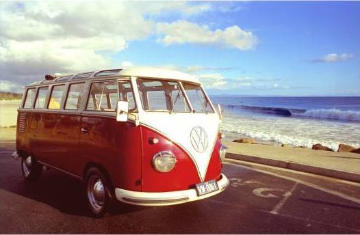 silentshadowsxxo I really want to travel Australia in a VW Kombi I