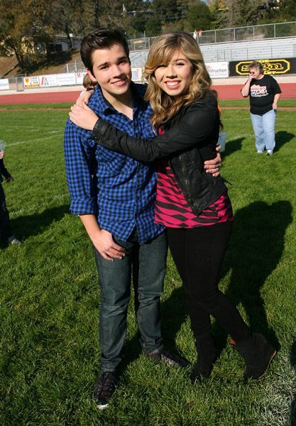 jennette mccurdy y nathan kress 2011