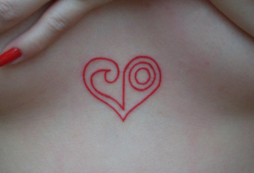 26 Dec 2010 ndash meeee prior to my under breast tattoos tagged as araxie 