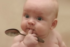 5 Myths About Baby Food: Here’s a list of things people usually get wrong when it comes to baby food. Excuse me, but why is there nothing about how gross strained peas are? (via BabyCenter)   - Tattle Tot, Pop Culture