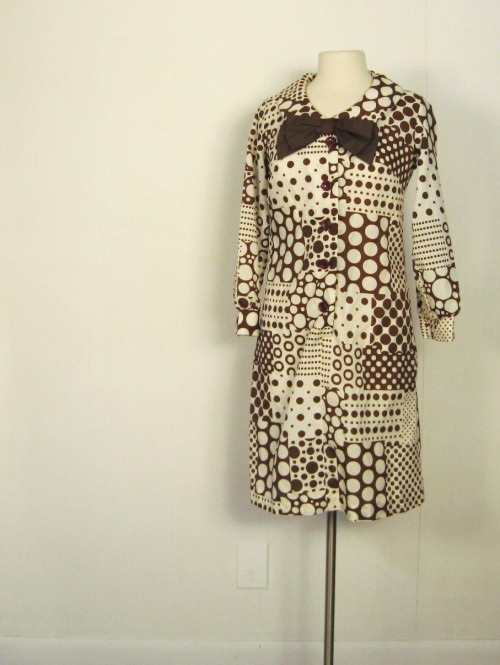 Vintage &#8217;60s Mod Dress with Polka Dotshttps://www.etsy.com/listing/67298128/big-bow-dress-60s-mod-dress-polka-dot-s 