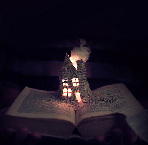 storybook-magic: The House Of Stories (by Angélica Vis) 