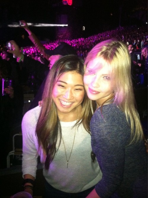 asianfusion:  kit-kat-o-graham:  Where and when is this?  oops, i forgot the tweet, but phoebe tonkin tweeted this, the three of them went to the coldplay concert tonight :) 